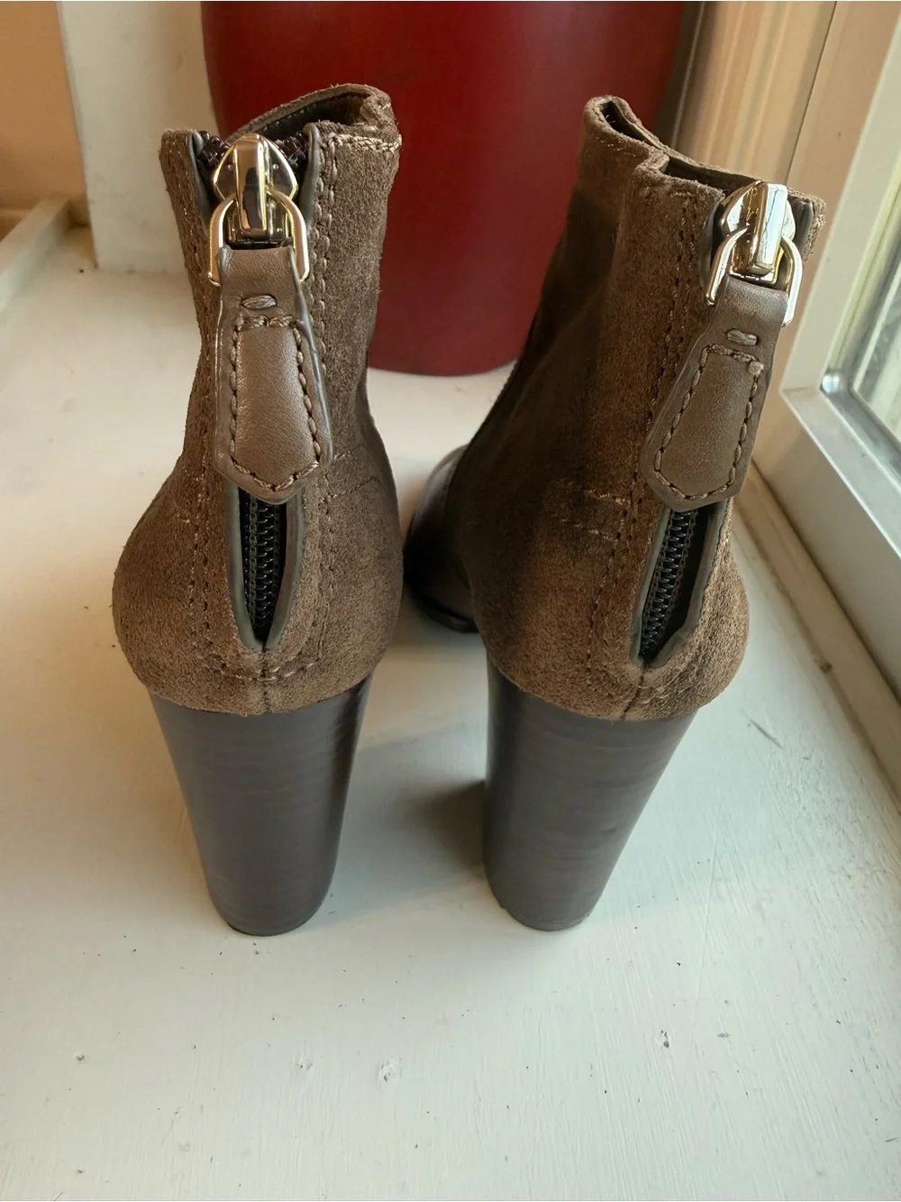 Tory Burch  Women's brown Suede & Leather Ankle Boots size 5